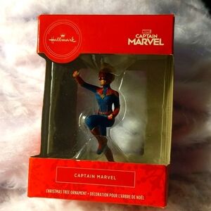 Hallmark| Marvel Christmas Ornaments Captain Marvel
